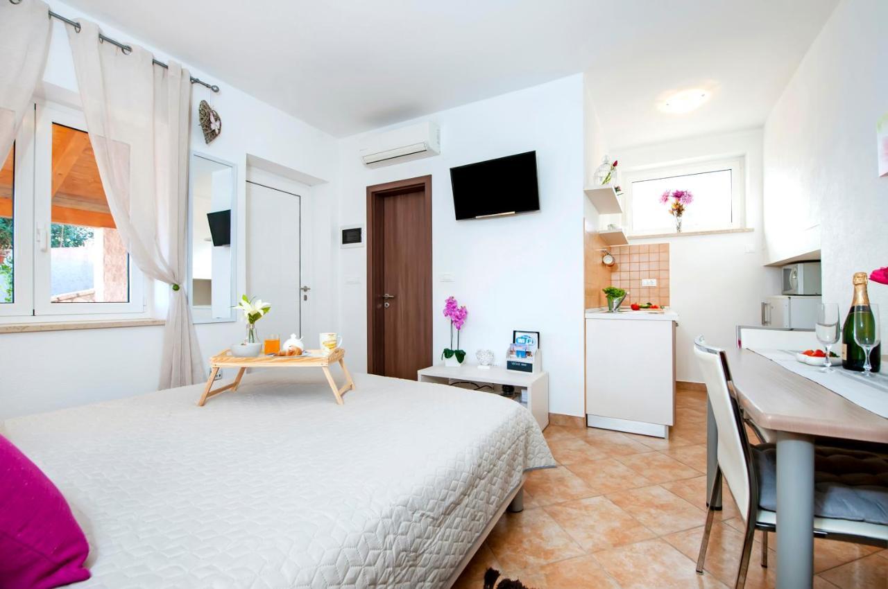 F&R Apartments Rovinj Bagian luar foto